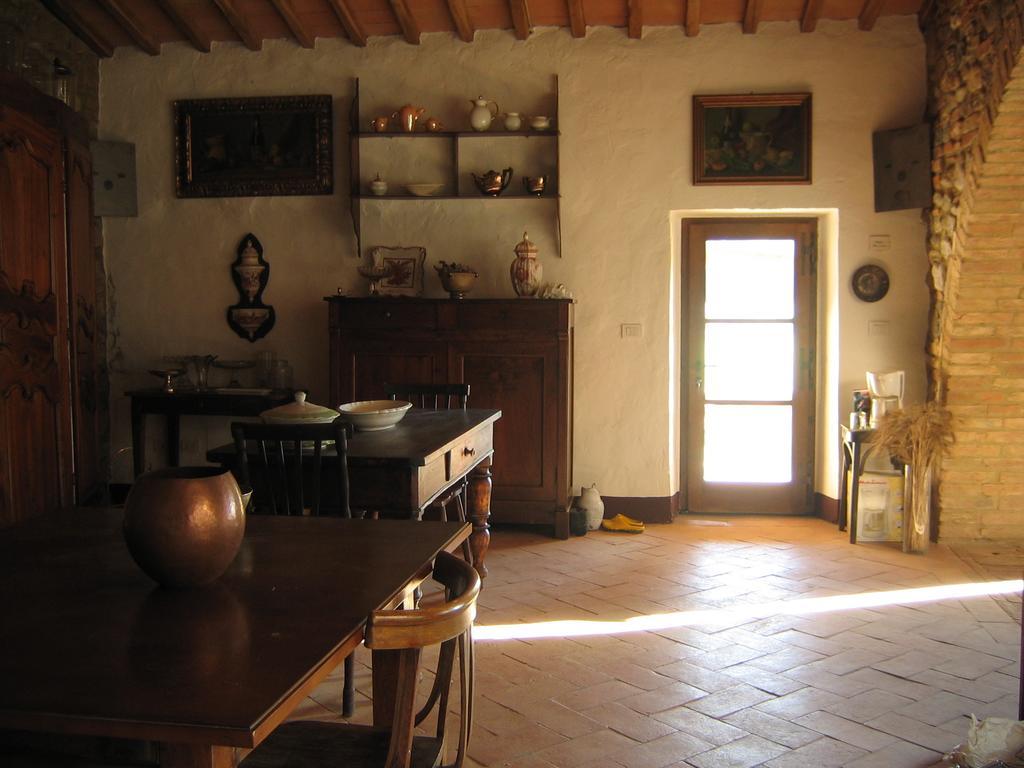 Agriturismo Il Casalino Pari Екстер'єр фото