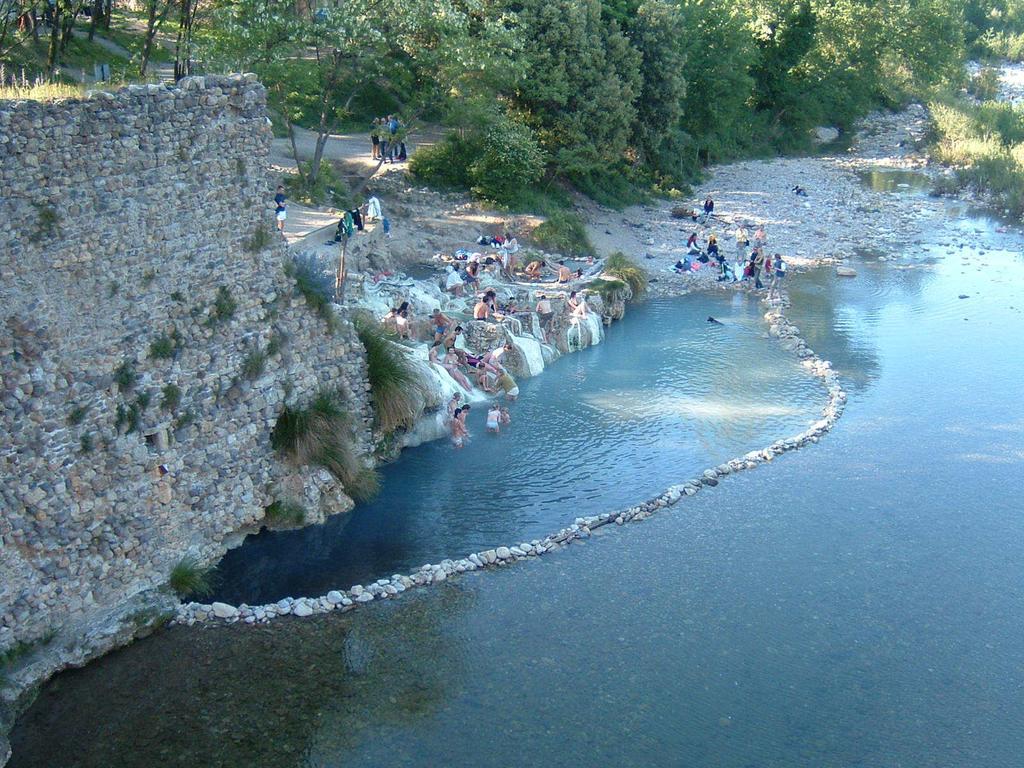 Agriturismo Il Casalino Pari Екстер'єр фото