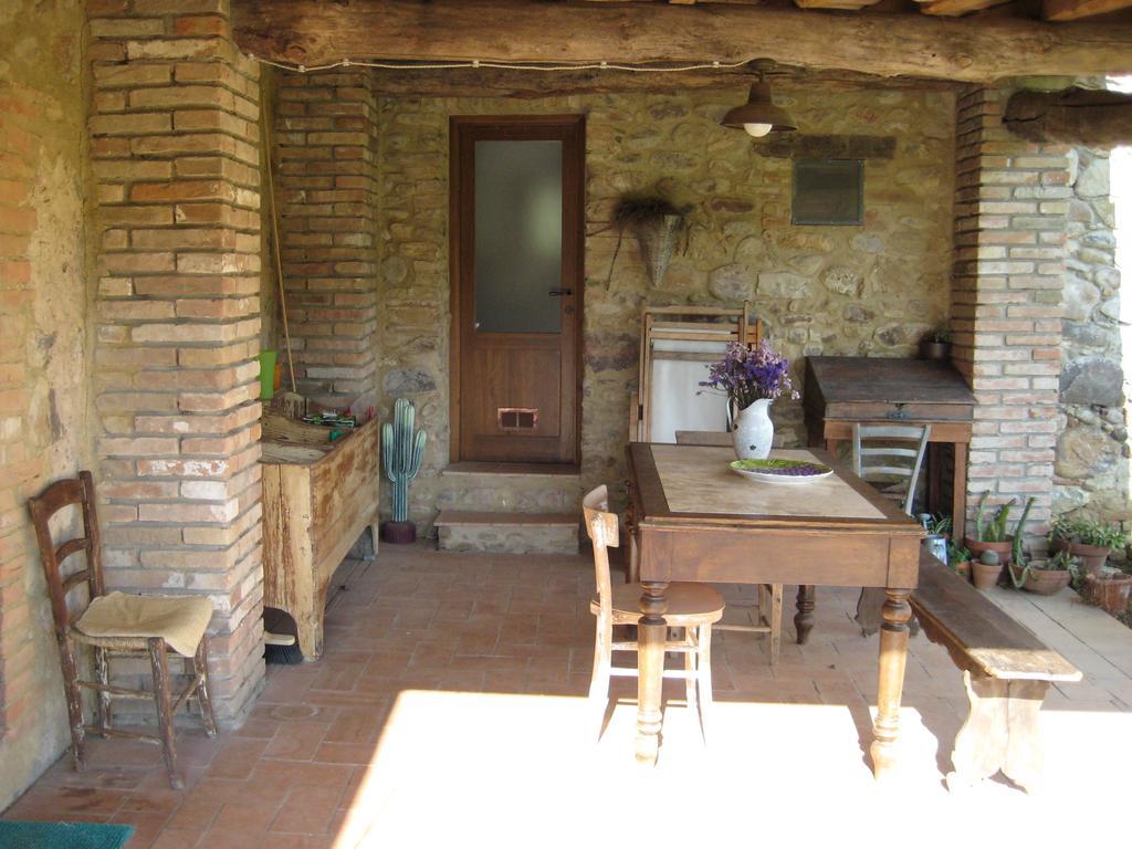 Agriturismo Il Casalino Pari Екстер'єр фото