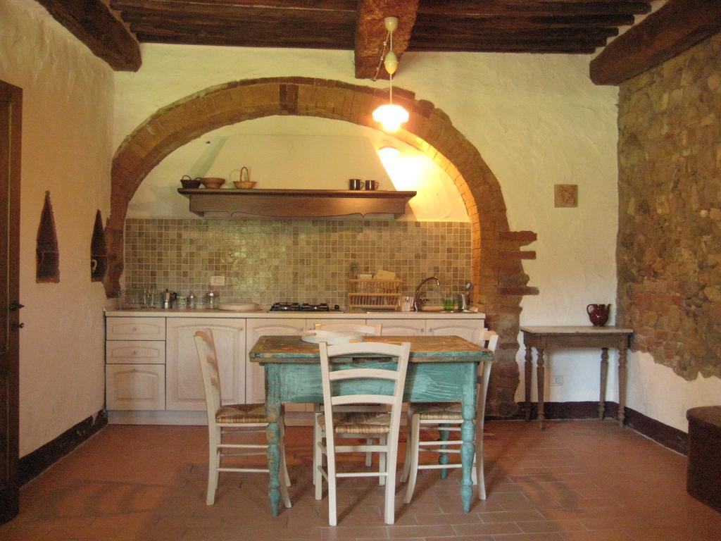 Agriturismo Il Casalino Pari Екстер'єр фото