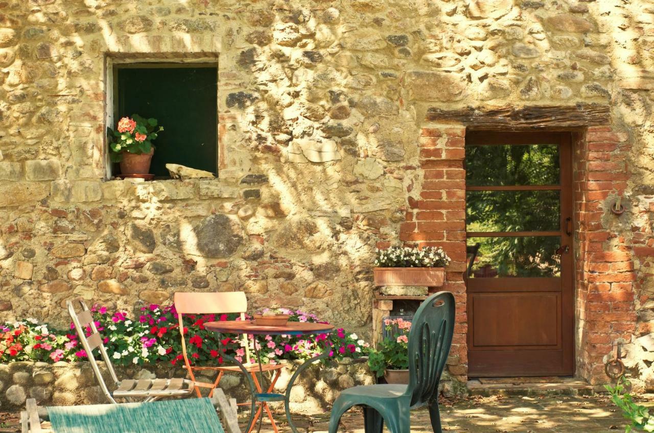 Agriturismo Il Casalino Pari Екстер'єр фото