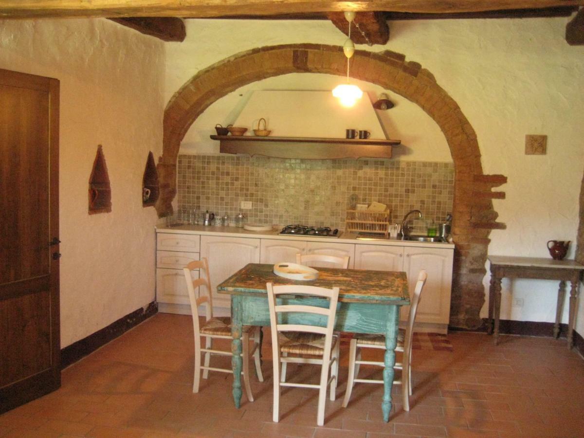 Agriturismo Il Casalino Pari Екстер'єр фото